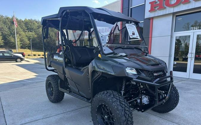 2027 Honda Pioneer 700-4 Deluxe