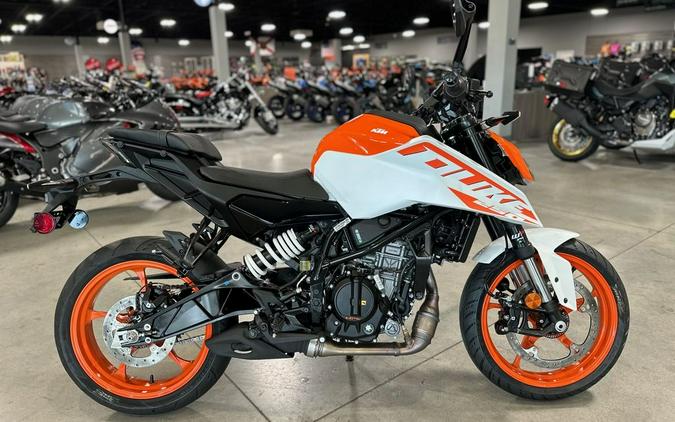 2024 KTM 250 Duke