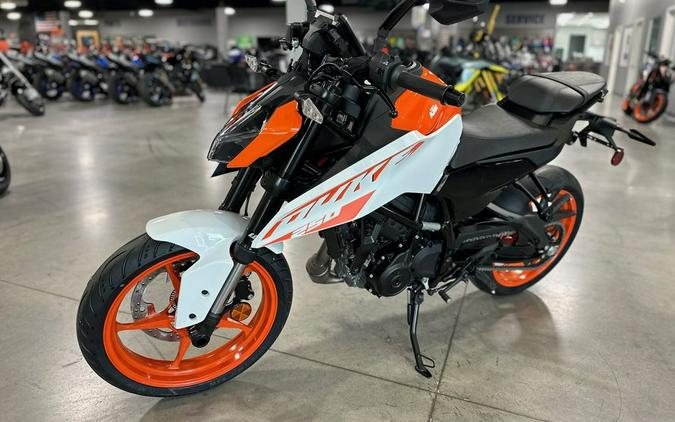 2024 KTM 250 Duke