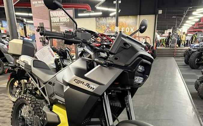 2025 Can-Am® Origin Carbon Black