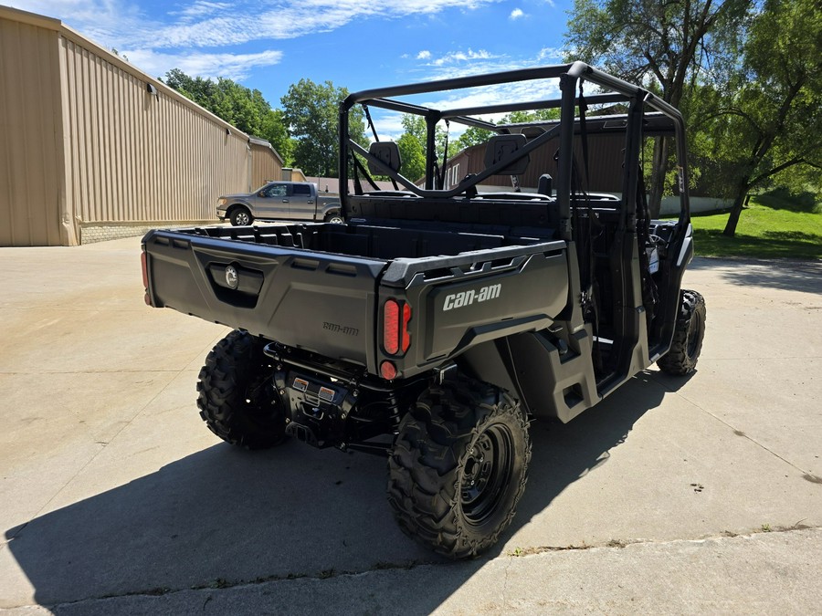 2025 Can-Am Defender MAX HD7