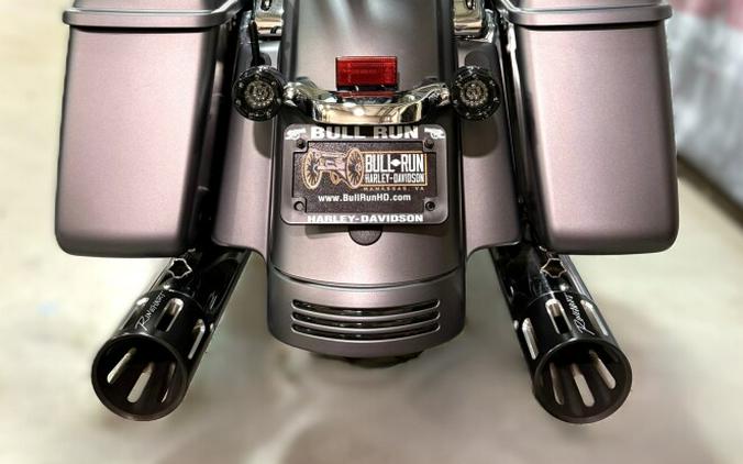 2017 FLHXS Street Glide Special