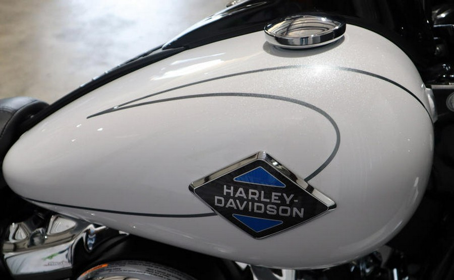 2025 Harley-Davidson® FLHC - Heritage Classic