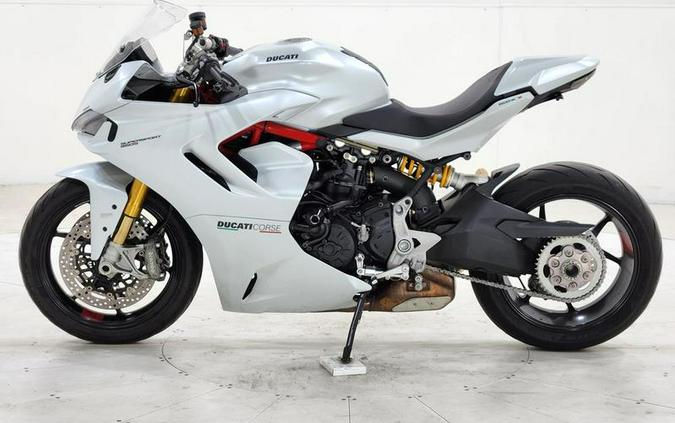 2022 Ducati SuperSport 950 S White Silk fairing