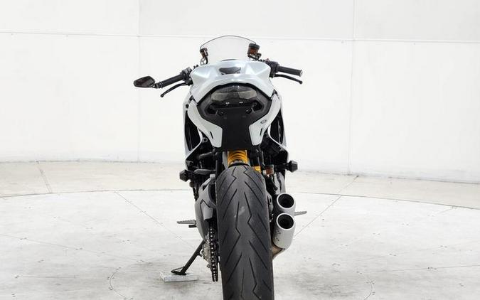 2022 Ducati SuperSport 950 S White Silk fairing