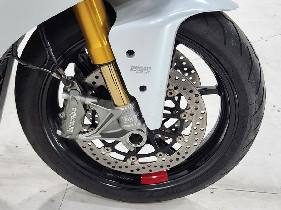 2022 Ducati SuperSport 950 S White Silk fairing