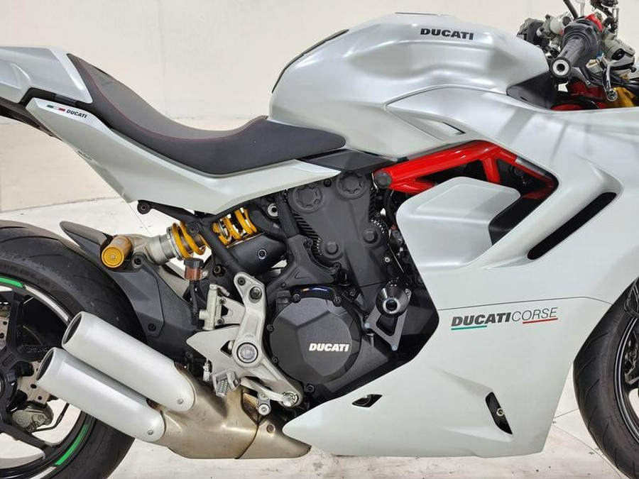 2022 Ducati SuperSport 950 S White Silk fairing