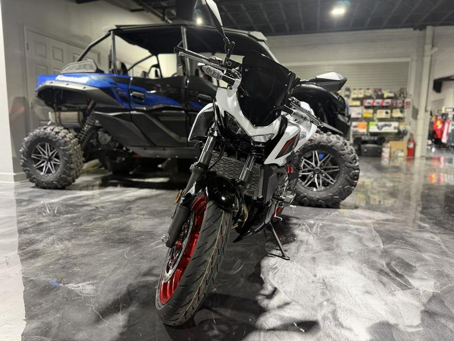 2026 Kawasaki Z500 SE ABS