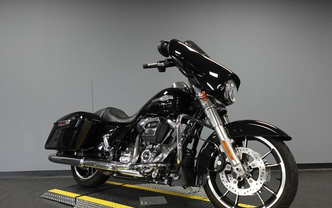 2021 Harley-Davidson Street Glide FLHX