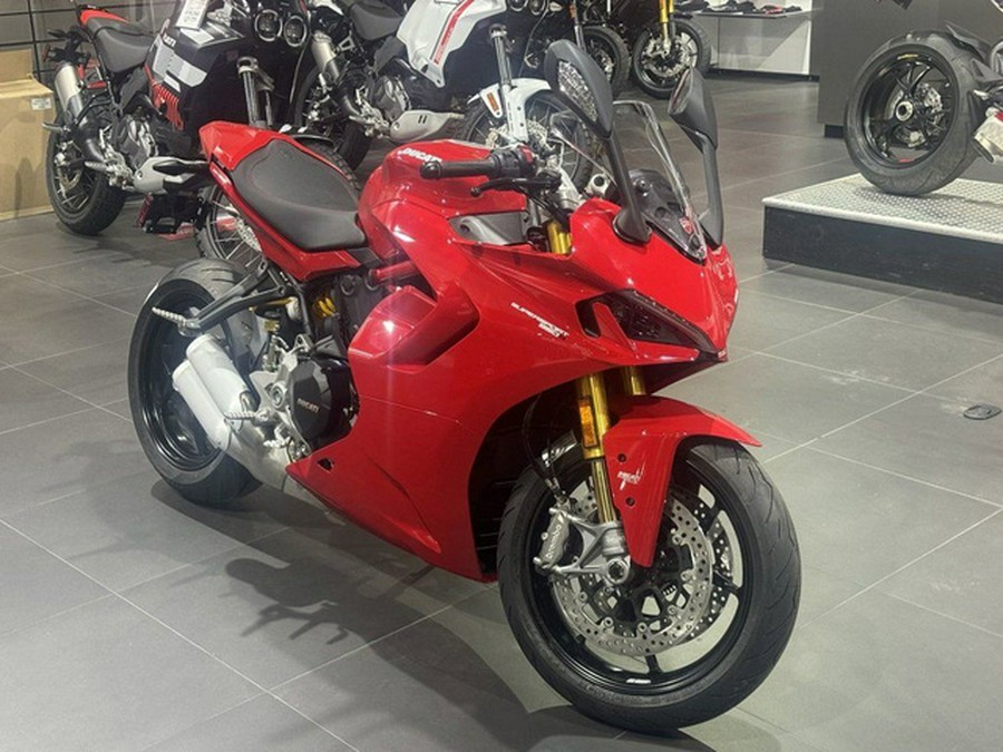 2024 Ducati Supersport 950 S Red 950 S