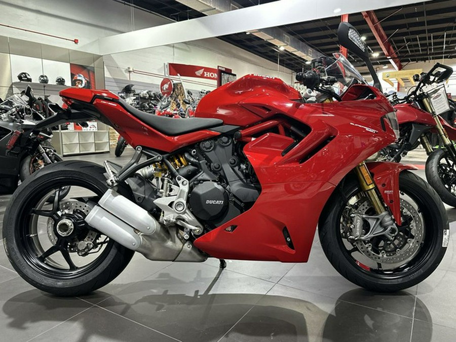 2024 Ducati Supersport 950 S Red 950 S