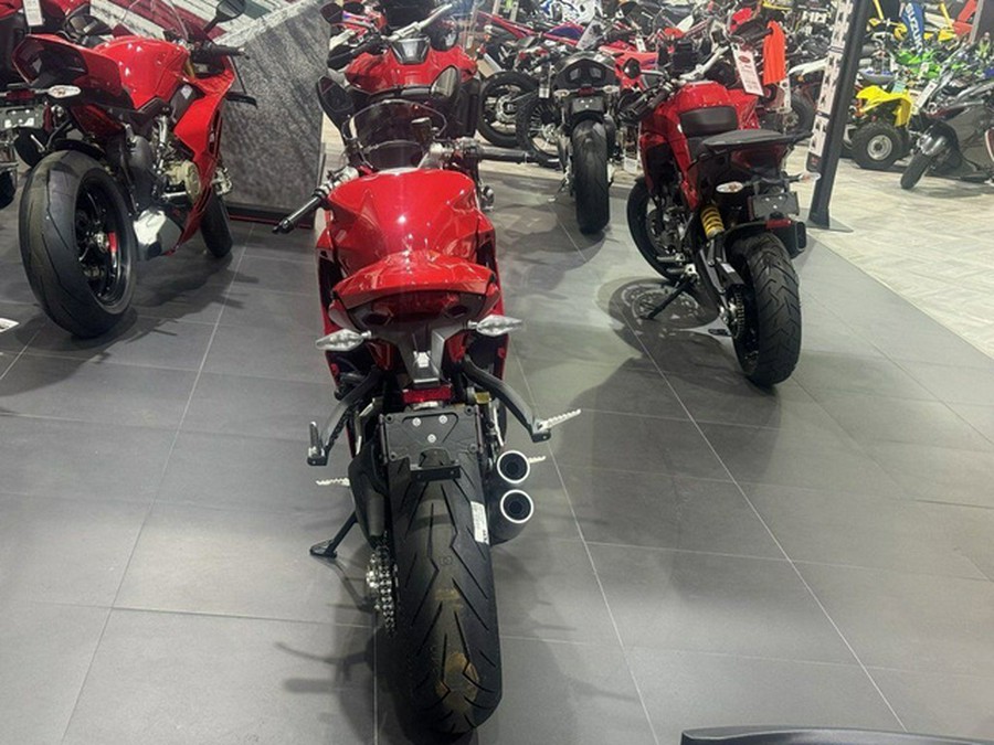 2024 Ducati Supersport 950 S Red 950 S