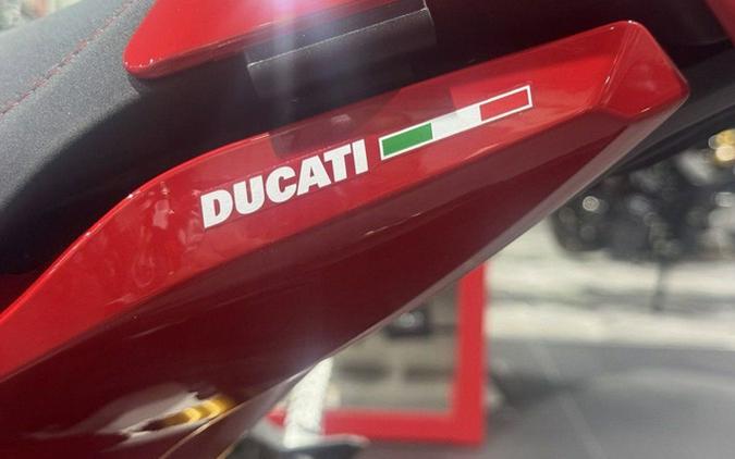 2024 Ducati Supersport 950 S Red 950 S