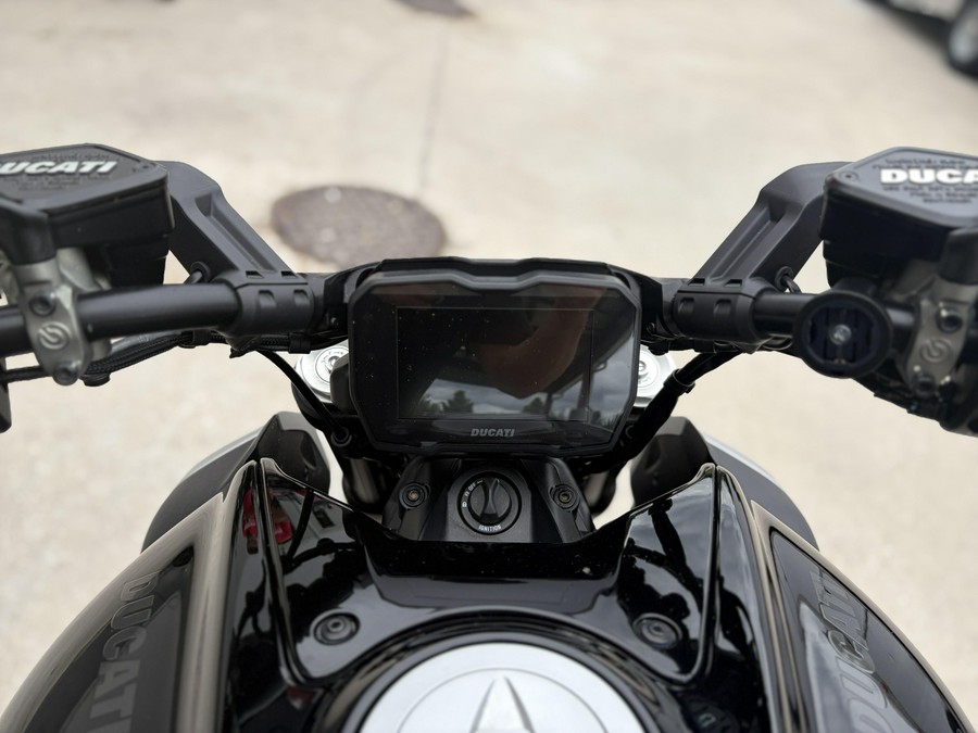 2023 Ducati DIAVEL V4