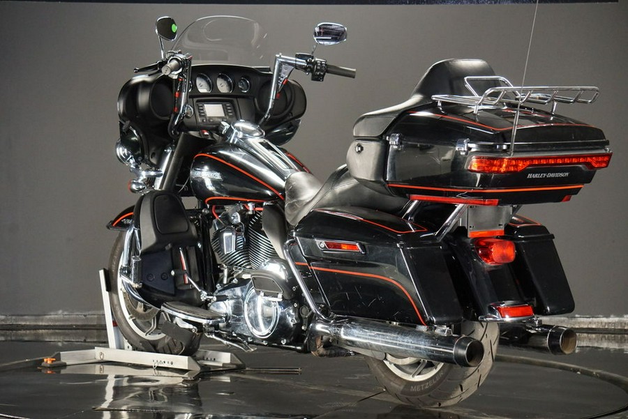 2016 Harley-Davidson® FLHTCU - Electra Glide® Ultra Classic®