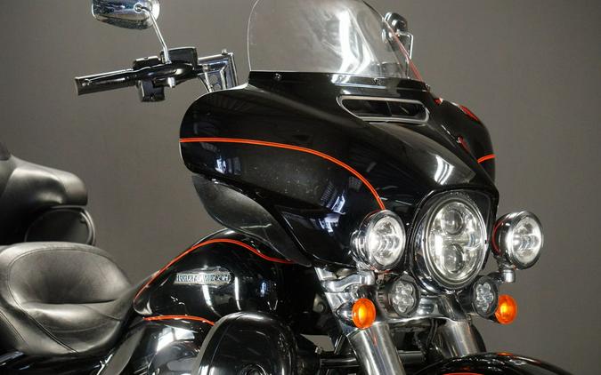 2016 Harley-Davidson® FLHTCU - Electra Glide® Ultra Classic®