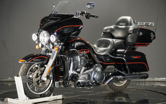 2016 Harley-Davidson® FLHTCU - Electra Glide® Ultra Classic®