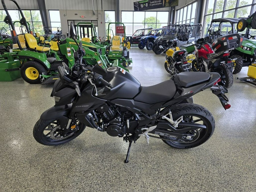 2025 Honda® CB750 Hornet