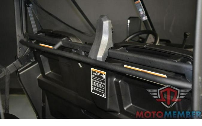 2025 Can-Am Defender MAX DPS HD10