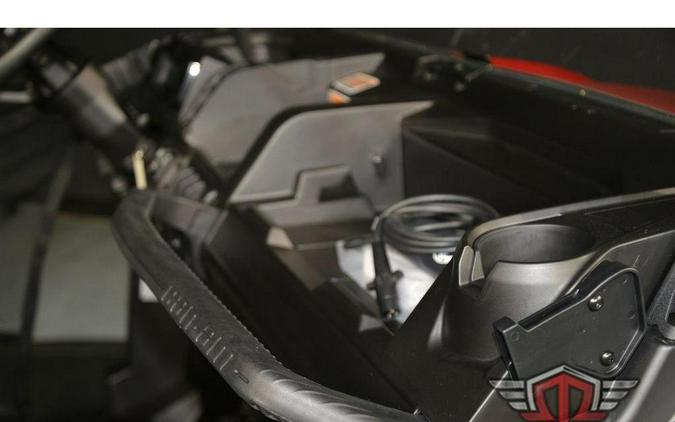 2025 Can-Am Defender MAX DPS HD10
