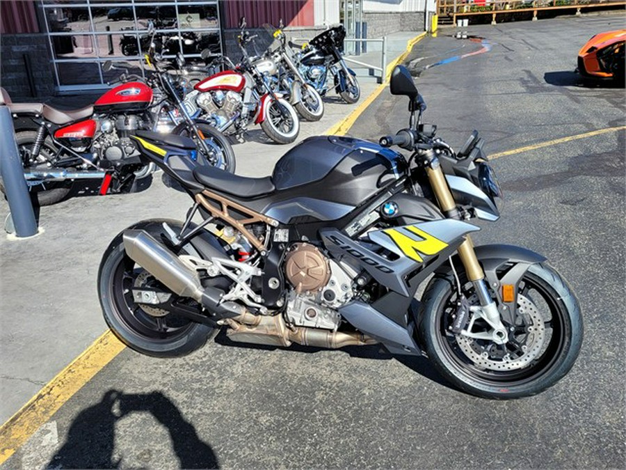 2024 BMW S 1000 R