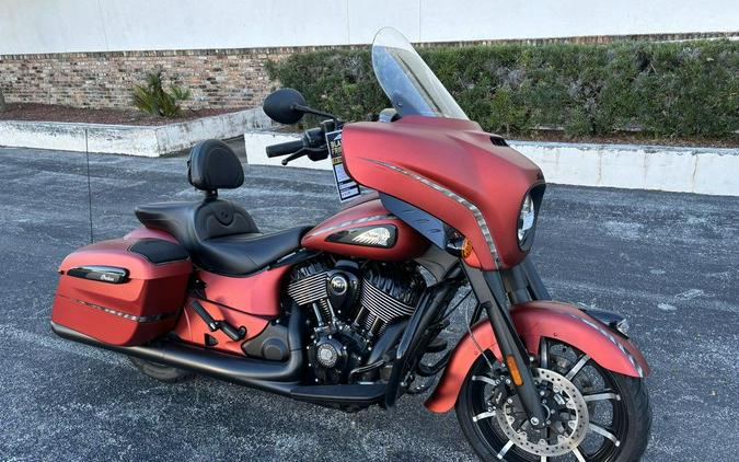2024 Indian Motorcycle® Chieftain® Dark Horse® w/Powerband Audio Pkg Sunset Red Smoke