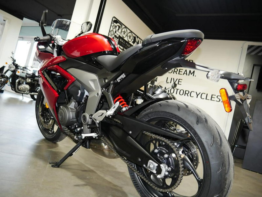 2025 Triumph Daytona 660 Carnival Red/Sapphire Black