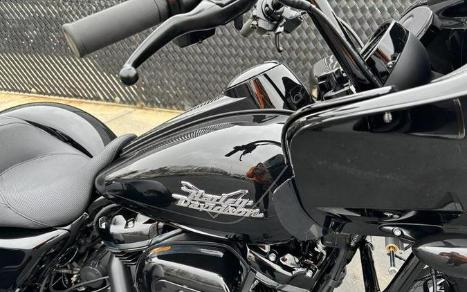 2024 Harley-Davidson® FLTRT - Road Glide® 3