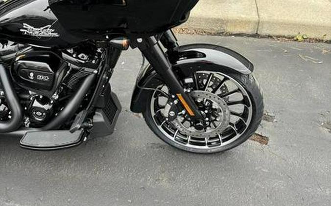 2024 Harley-Davidson® FLTRT - Road Glide® 3