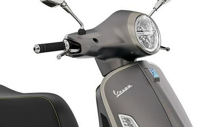 2023 Vespa GTS Super 300 Tech