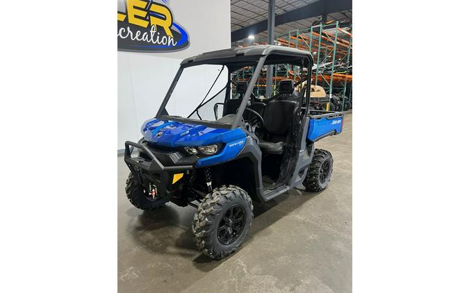 2023 Can-Am Defender XT HD10