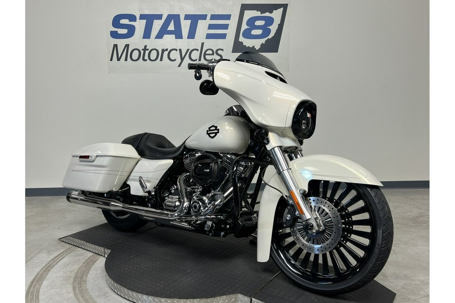 2014 Harley-Davidson® Street Glide® Special FLHXS