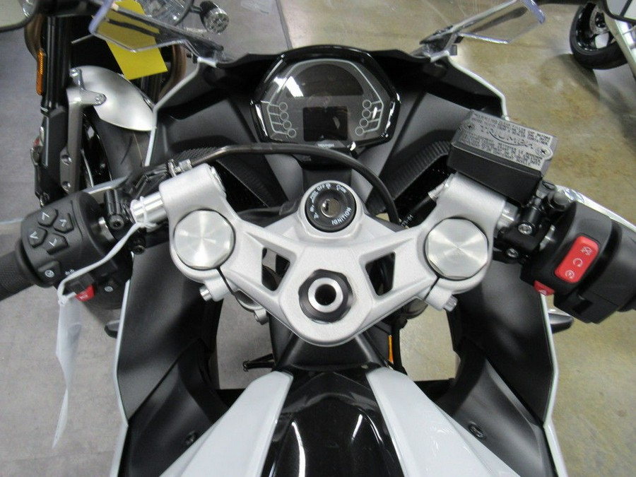 2025 Triumph DAYTONA660