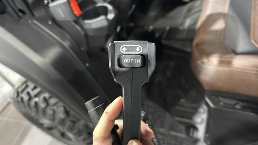 2025 CFMOTO UFORCE U10 Pro