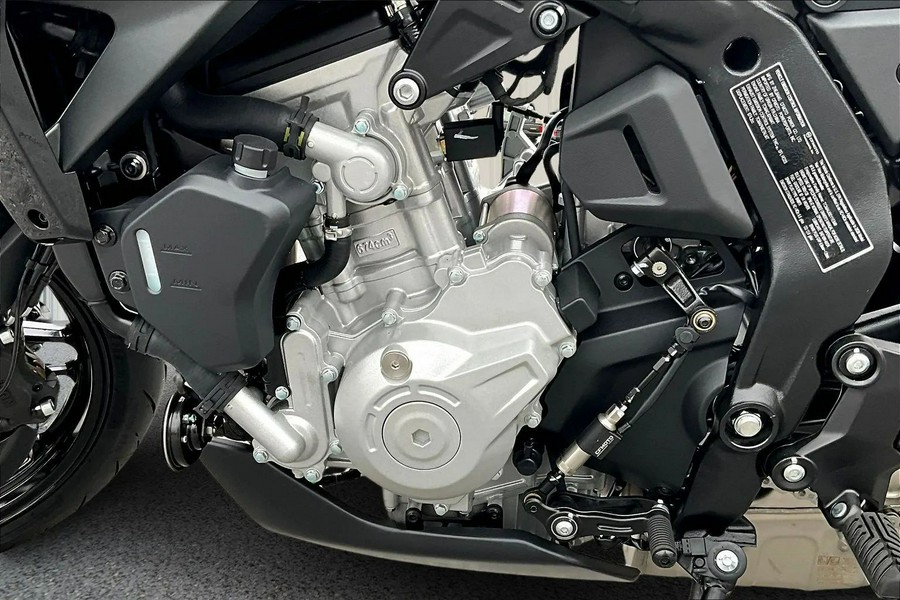 2026 CFMOTO 675NK CF650-11US