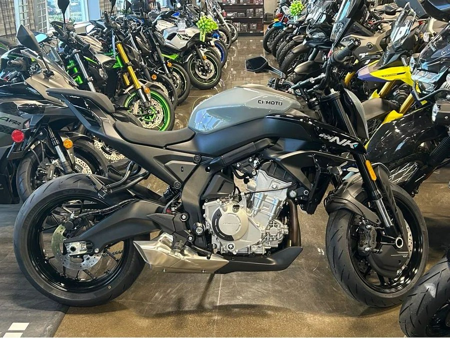 2026 CFMOTO 675NK CF650-11US