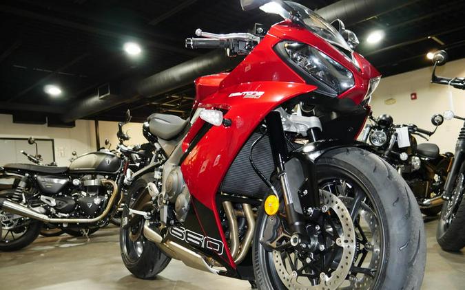 2025 Triumph Daytona 660 Carnival Red/Sapphire Black