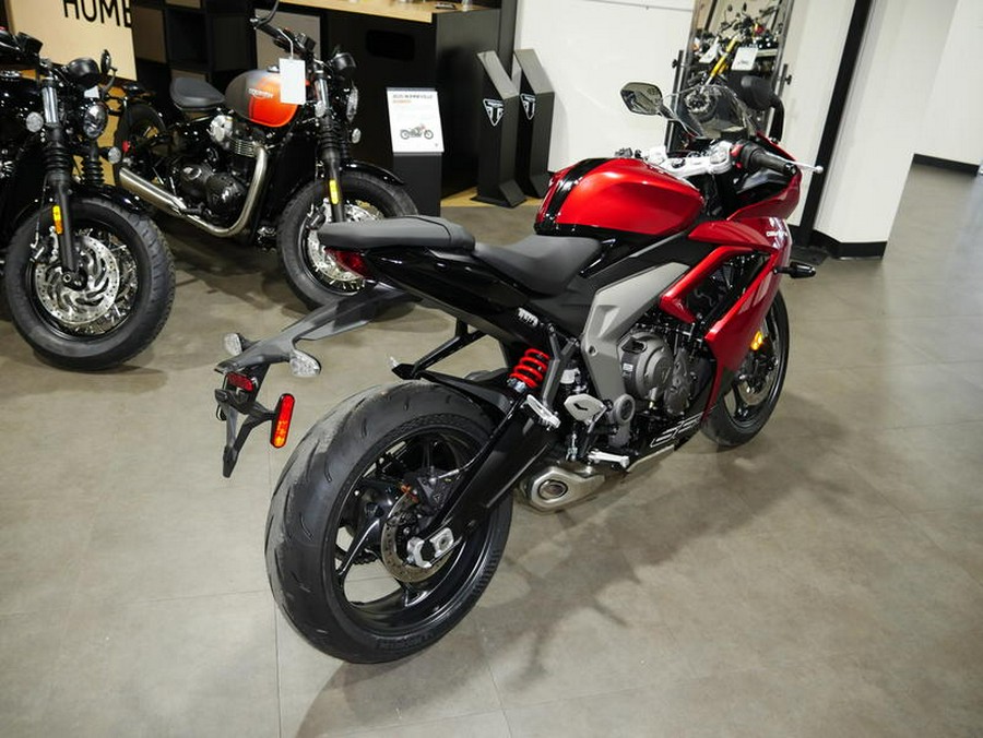 2025 Triumph Daytona 660 Carnival Red/Sapphire Black