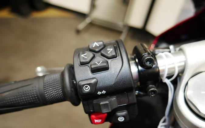 2025 Triumph Daytona 660 Carnival Red/Sapphire Black