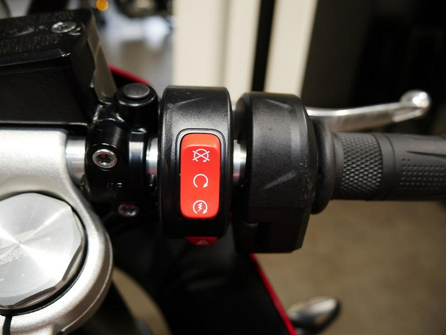 2025 Triumph Daytona 660 Carnival Red/Sapphire Black