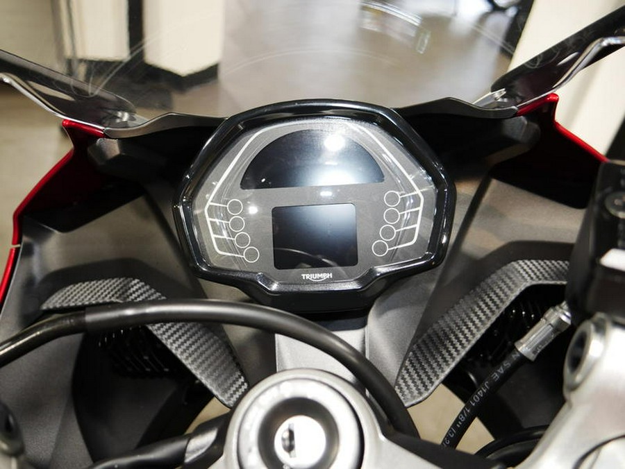 2025 Triumph Daytona 660 Carnival Red/Sapphire Black