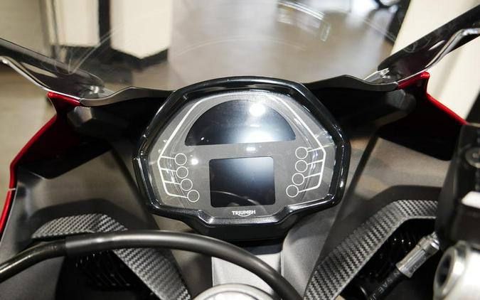 2025 Triumph Daytona 660 Carnival Red/Sapphire Black