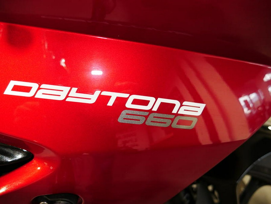 2025 Triumph Daytona 660 Carnival Red/Sapphire Black