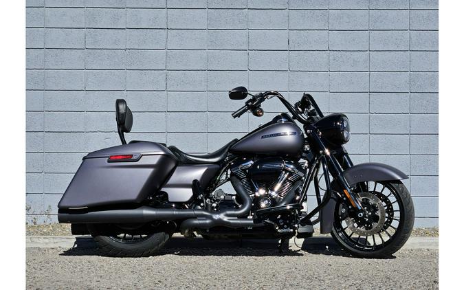 2017 Harley-Davidson® FLHRXS Road King® Special