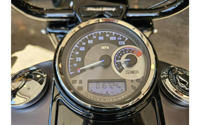 2017 Harley-Davidson® FLHRXS Road King® Special