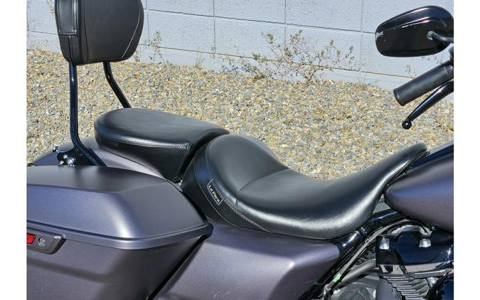 2017 Harley-Davidson® FLHRXS Road King® Special