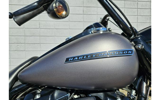 2017 Harley-Davidson® FLHRXS Road King® Special