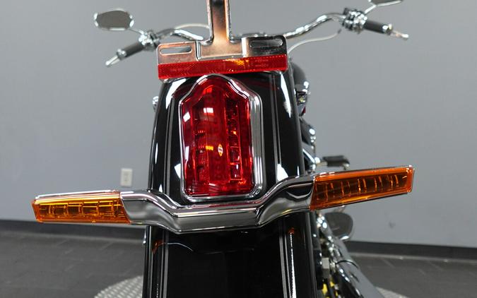 2020 Harley-Davidson Deluxe FLDE