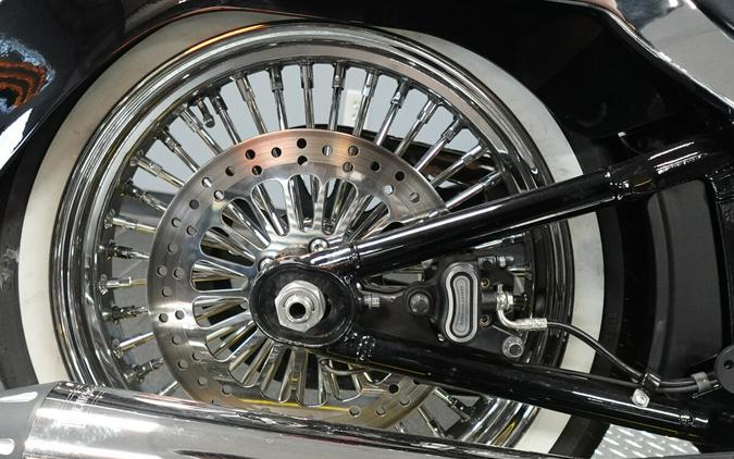 2020 Harley-Davidson Deluxe FLDE