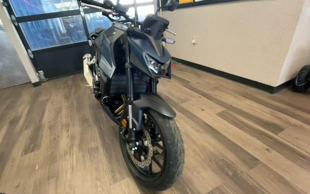 2026 Honda® CB750 Hornet E-Clutch